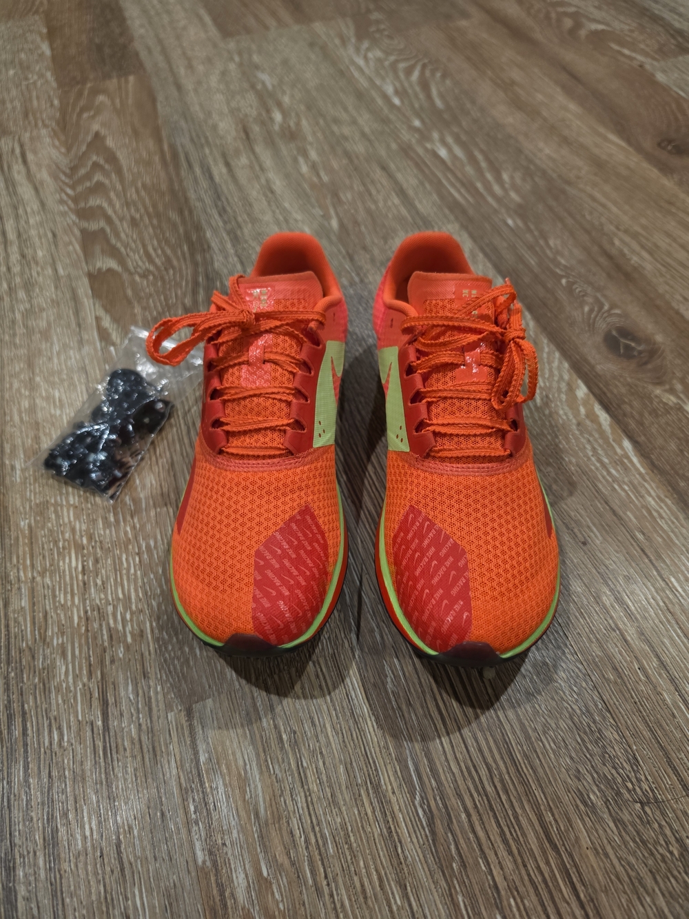 Nike Zoom Rival Waffle 6 Red Yellow Low Top Mesh Sneaker 8.5 Men